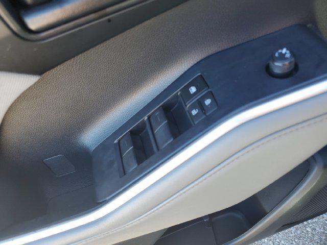 2023 Toyota Highlander - $32,995