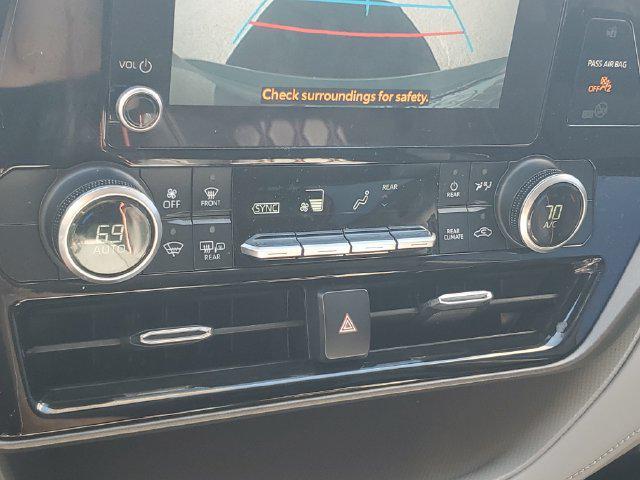 2023 Toyota Highlander - $32,995