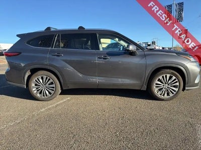 2023 Toyota Highlander L 4DR SUV