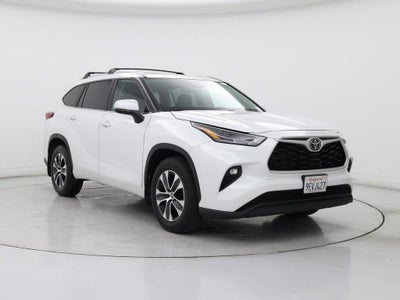 2023 Toyota Highlander XLE 4DR SUV
