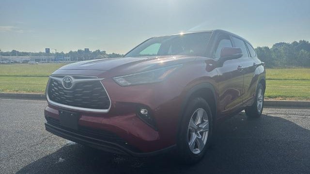 Preowned 2024 Toyota Highlander LE for Sale
