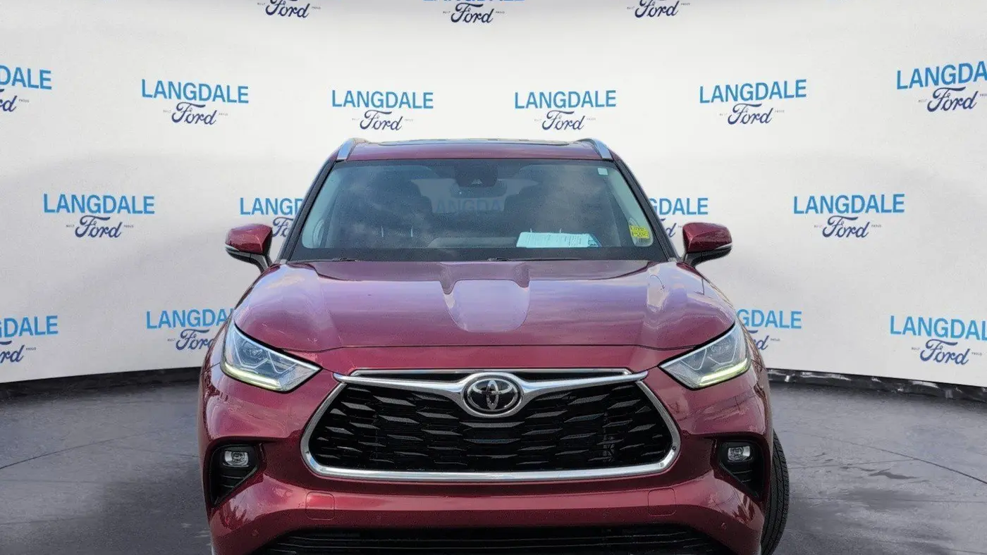 2023 Toyota Highlander LE
