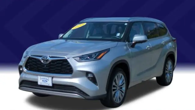 Preowned 2023 Toyota Highlander LE for Sale