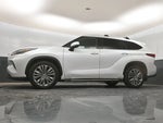 2023 Highlander Thumbnail 26