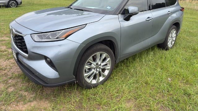 Preowned 2023 Toyota Highlander LE for Sale