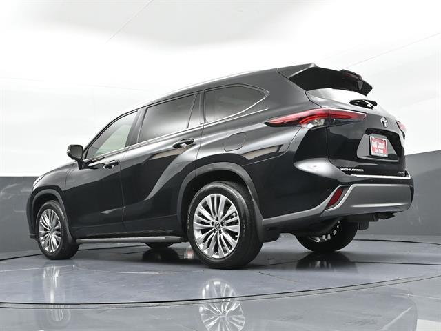 2024 Toyota Highlander