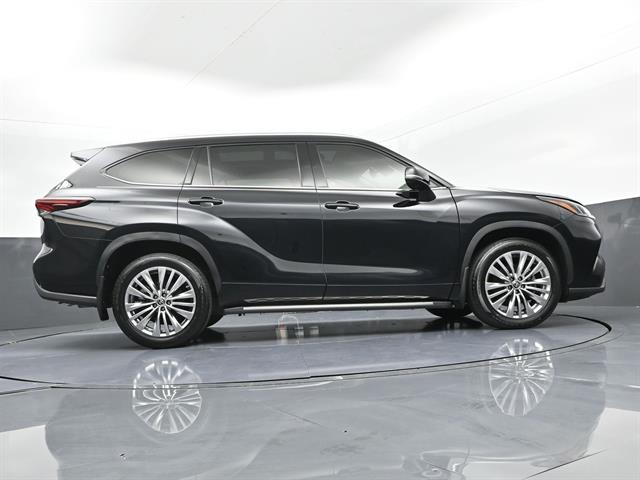 2024 Toyota Highlander