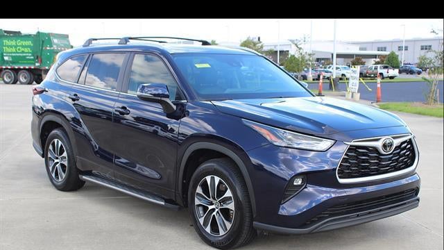 2025 Toyota Highlander XLE