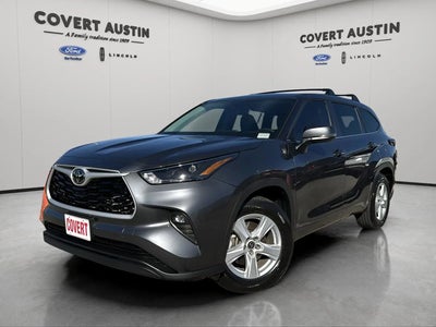 2025 Toyota Highlander LE 4DR SUV