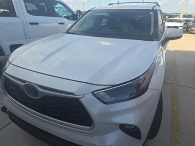 2023 Toyota Highlander AWD LE 4DR SUV