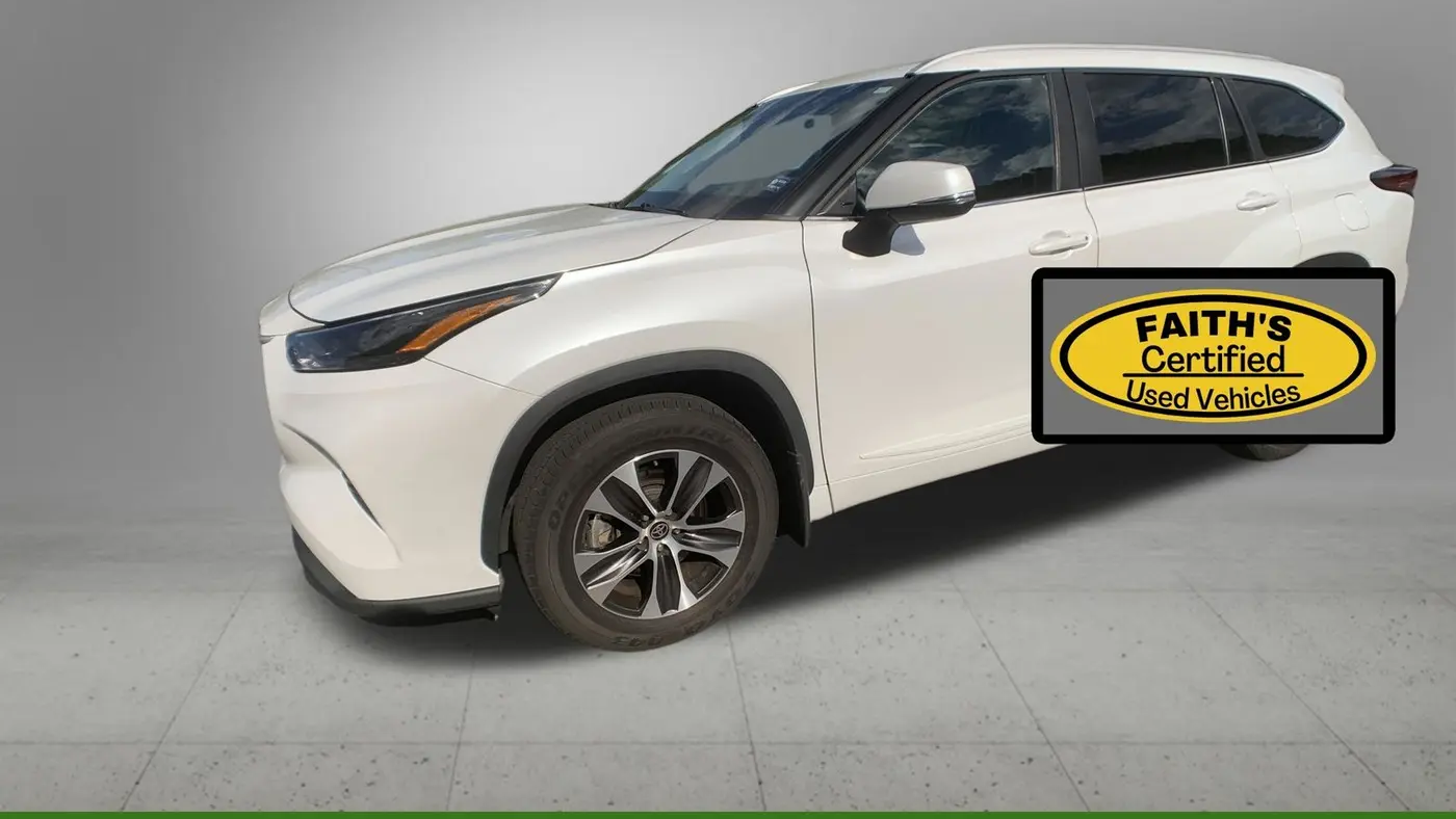 Preowned 2023 Toyota Highlander LE for Sale