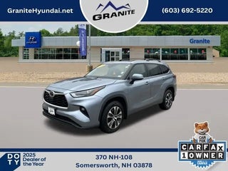 2023 Toyota Highlander with Celestial Silver Metallic Exterior