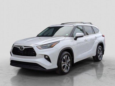 Photo of a 2023 Toyota Highlander AWD L 4DR SUV for sale