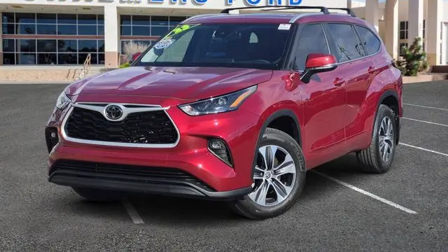 Preowned 2023 Toyota Highlander LE for Sale
