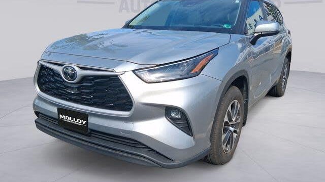 Preowned 2024 Toyota Highlander LE for Sale