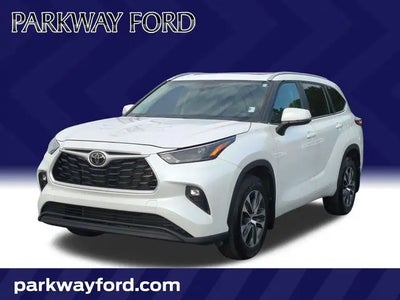 2023 Toyota Highlander AWD LE 4DR SUV