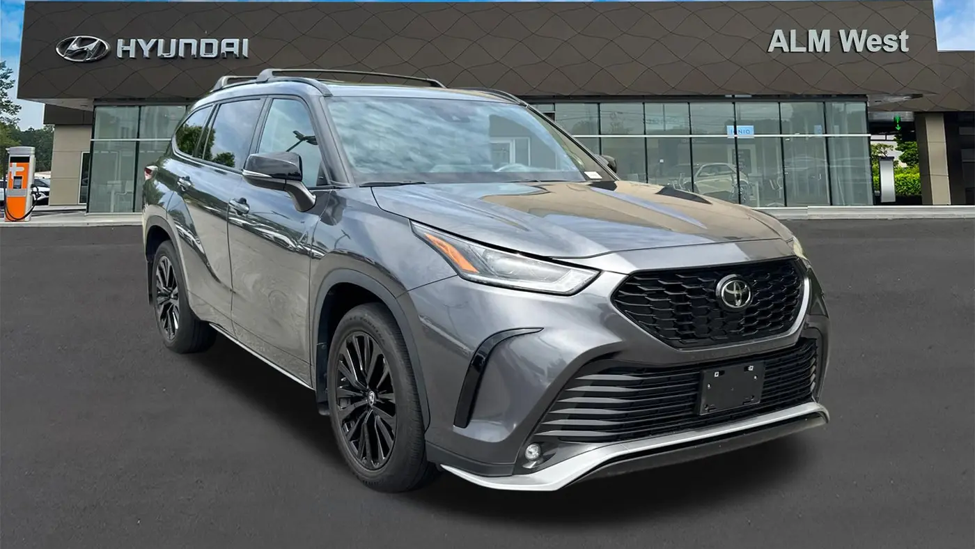 2024 Toyota Highlander XSE