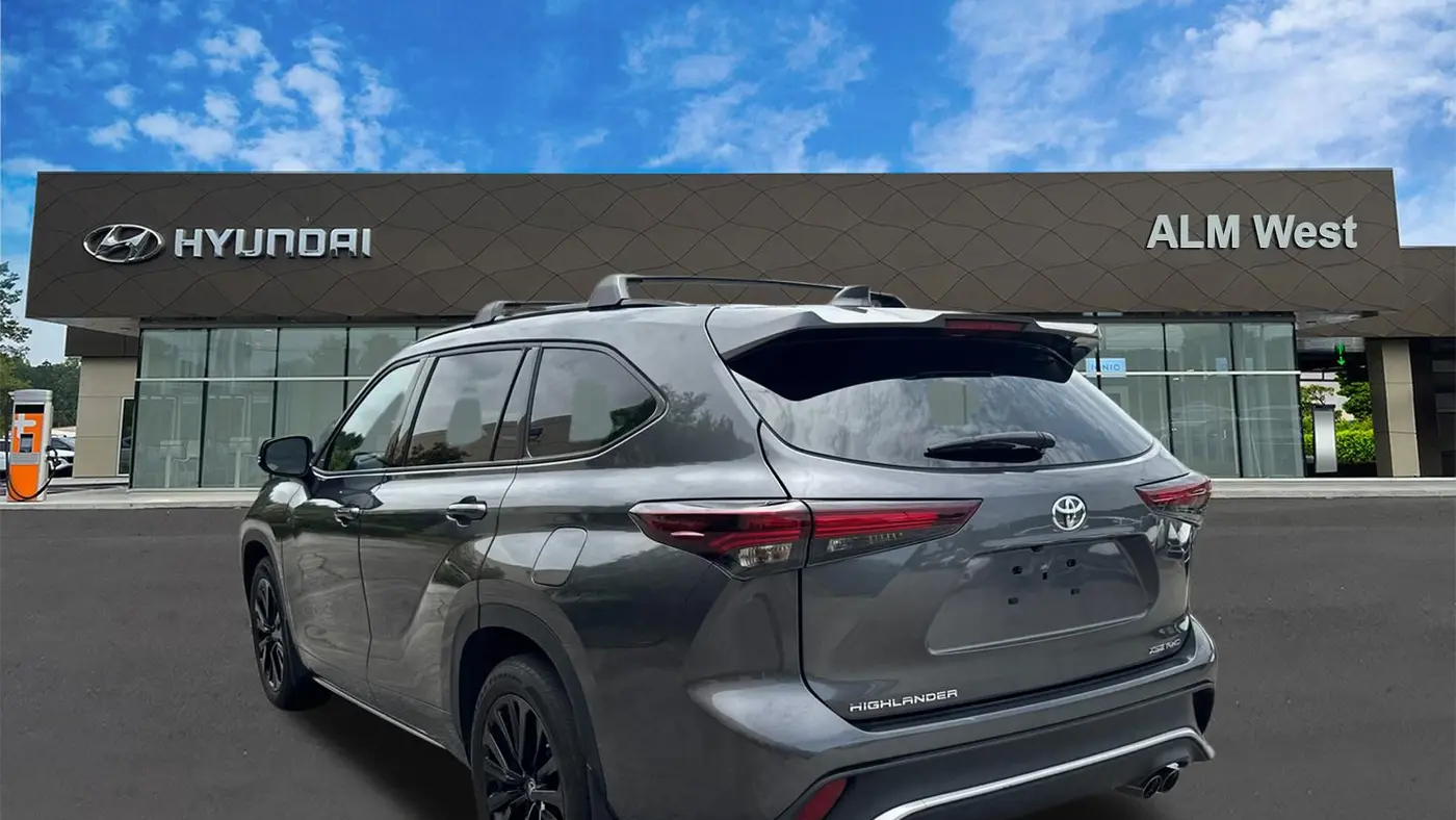 2024 Toyota Highlander XSE