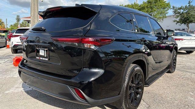 2026 Toyota Highlander 