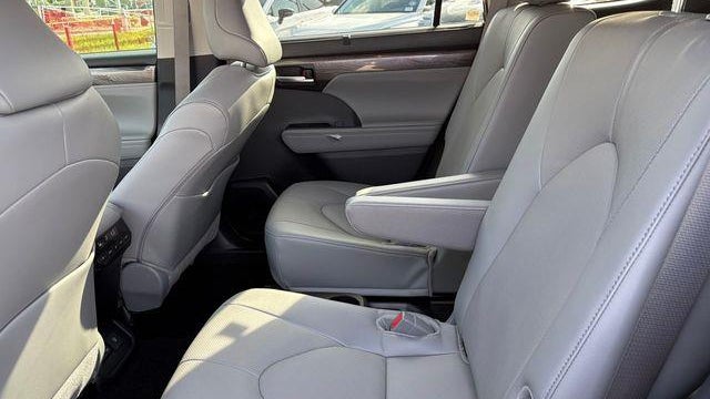 2026 Toyota Highlander 