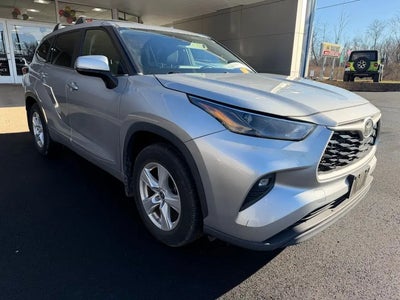 2023 Toyota Highlander AWD LE 4DR SUV