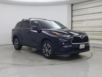 Photo of a 2023 Toyota Highlander AWD XLE 4DR SUV for sale