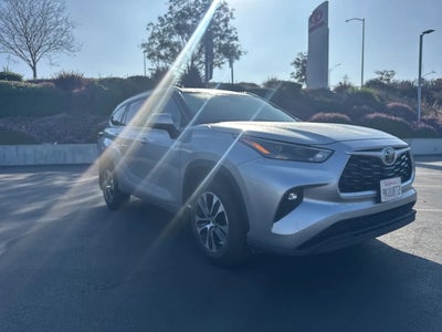 Photo of a 2024 Toyota Highlander AWD XLE 4DR SUV for sale