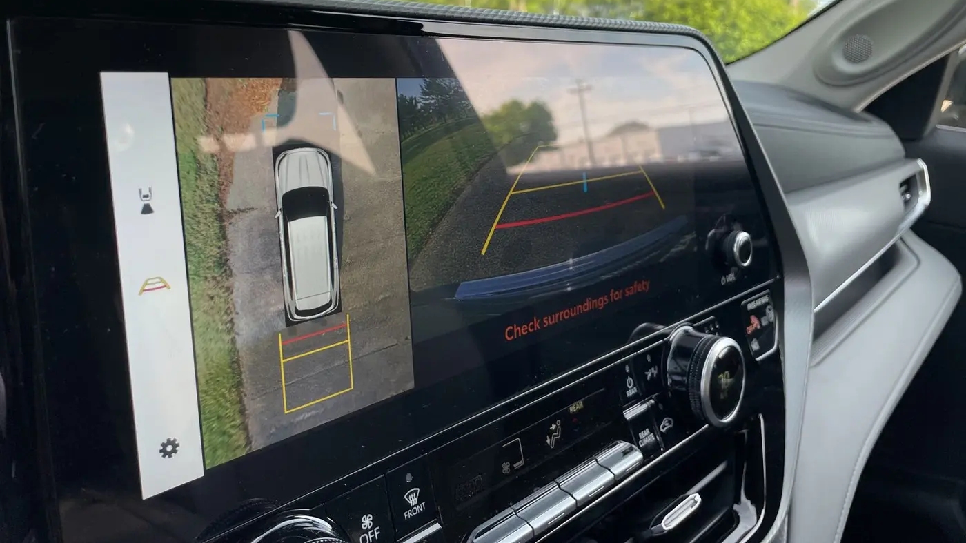 2025 Toyota Highlander LE