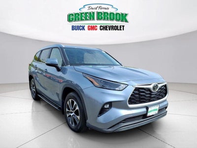 2023 Toyota Highlander AWD XLE 4DR SUV