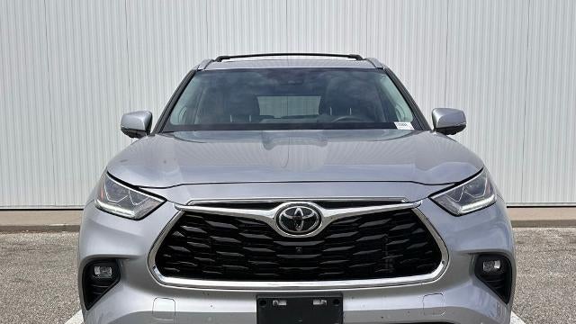 2024 Toyota Highlander LE