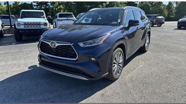 Preowned 2024 Toyota Highlander LE for Sale