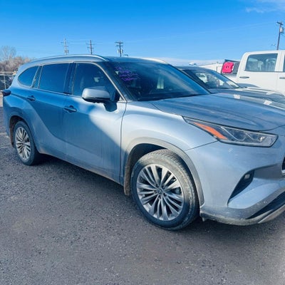 2024 Toyota Highlander AWD LE 4DR SUV