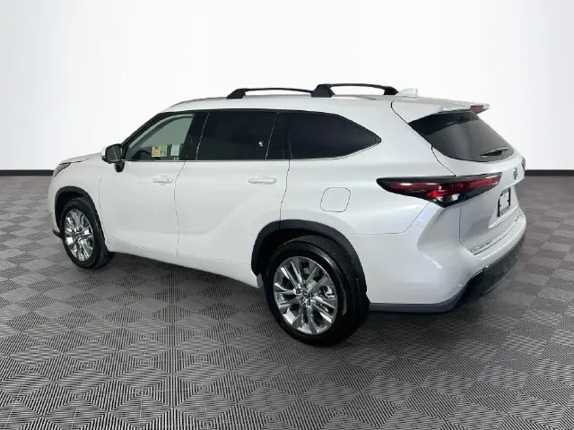 2026 Toyota Highlander - $59,800