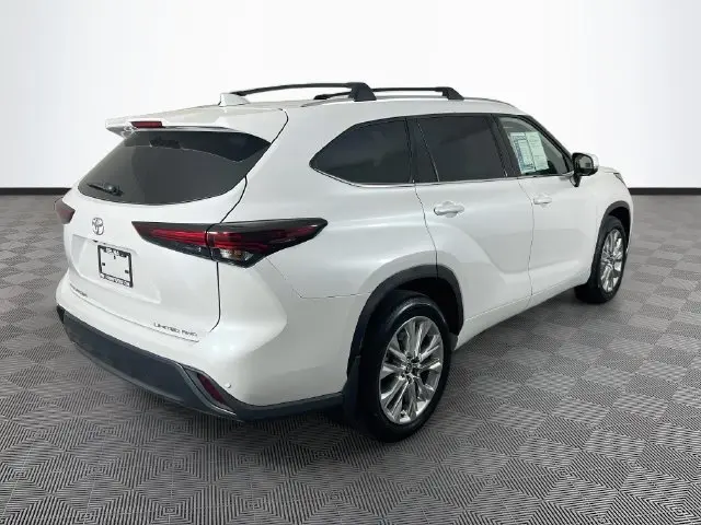 2026 Toyota Highlander - $59,800