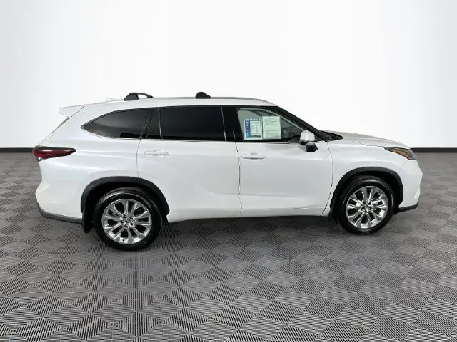 2026 Toyota Highlander - $59,800