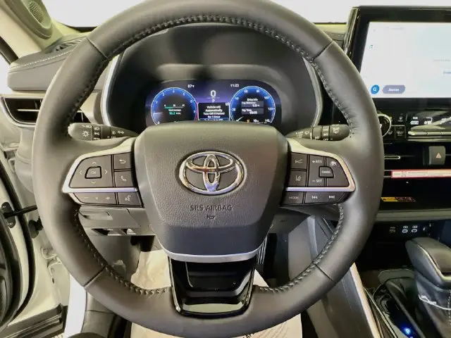2026 Toyota Highlander - $59,800
