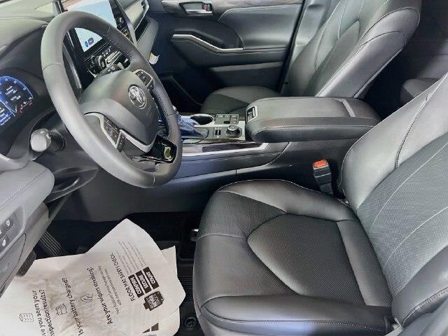 2026 Toyota Highlander - $59,800