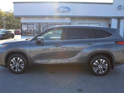2023 Toyota Highlander AWD LE 4DR SUV