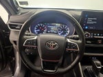 2023 Highlander Thumbnail 10