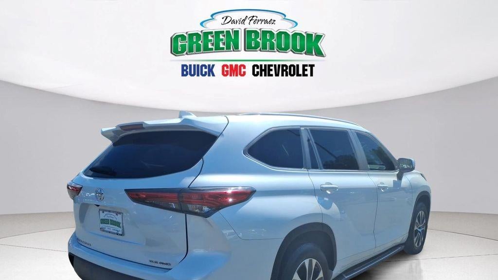 2023 Toyota Highlander XLE