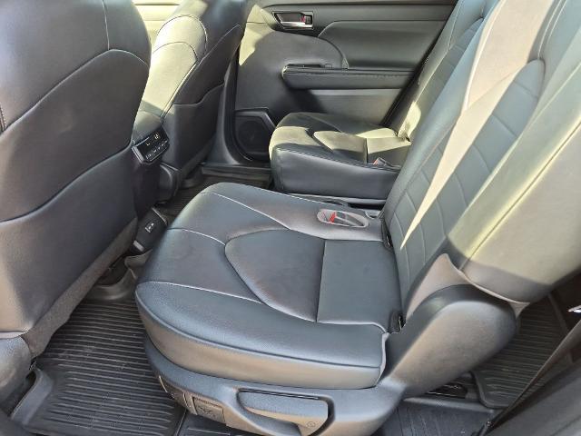 2023 Toyota Highlander - $31,976