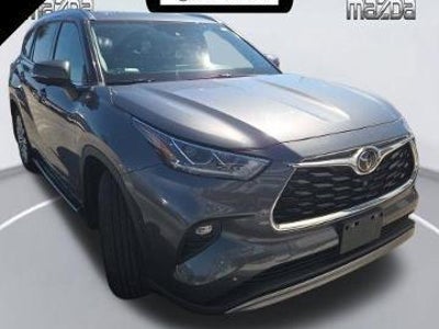 2023 Toyota Highlander AWD L 4DR SUV