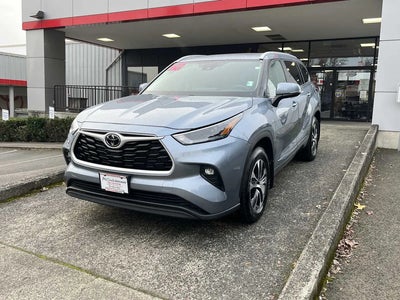 2024 Toyota Highlander AWD XLE 4DR SUV