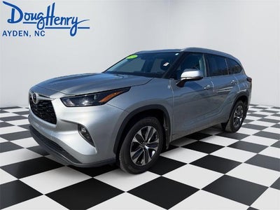 2024 Toyota Highlander AWD LE 4DR SUV