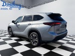 2024 Highlander Thumbnail 3