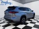 2024 Highlander Thumbnail 5