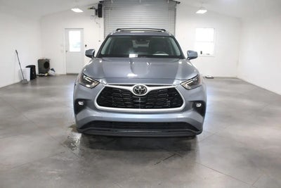 Photo of a 2024 Toyota Highlander AWD LE 4DR SUV for sale