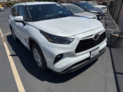 Photo of a 2024 Toyota Highlander AWD LE 4DR SUV for sale