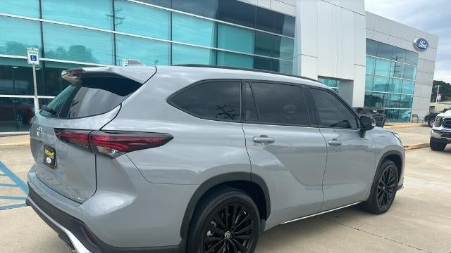 2025 Toyota Highlander LE