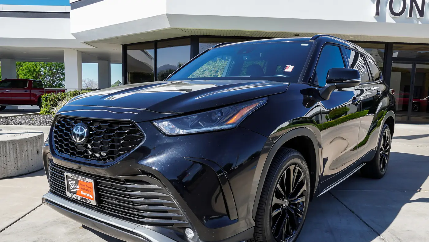 2025 Toyota Highlander XSE